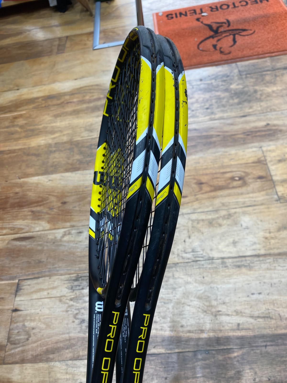 Raquetas Wilson Pro Open 100 usadas - Imagen 2