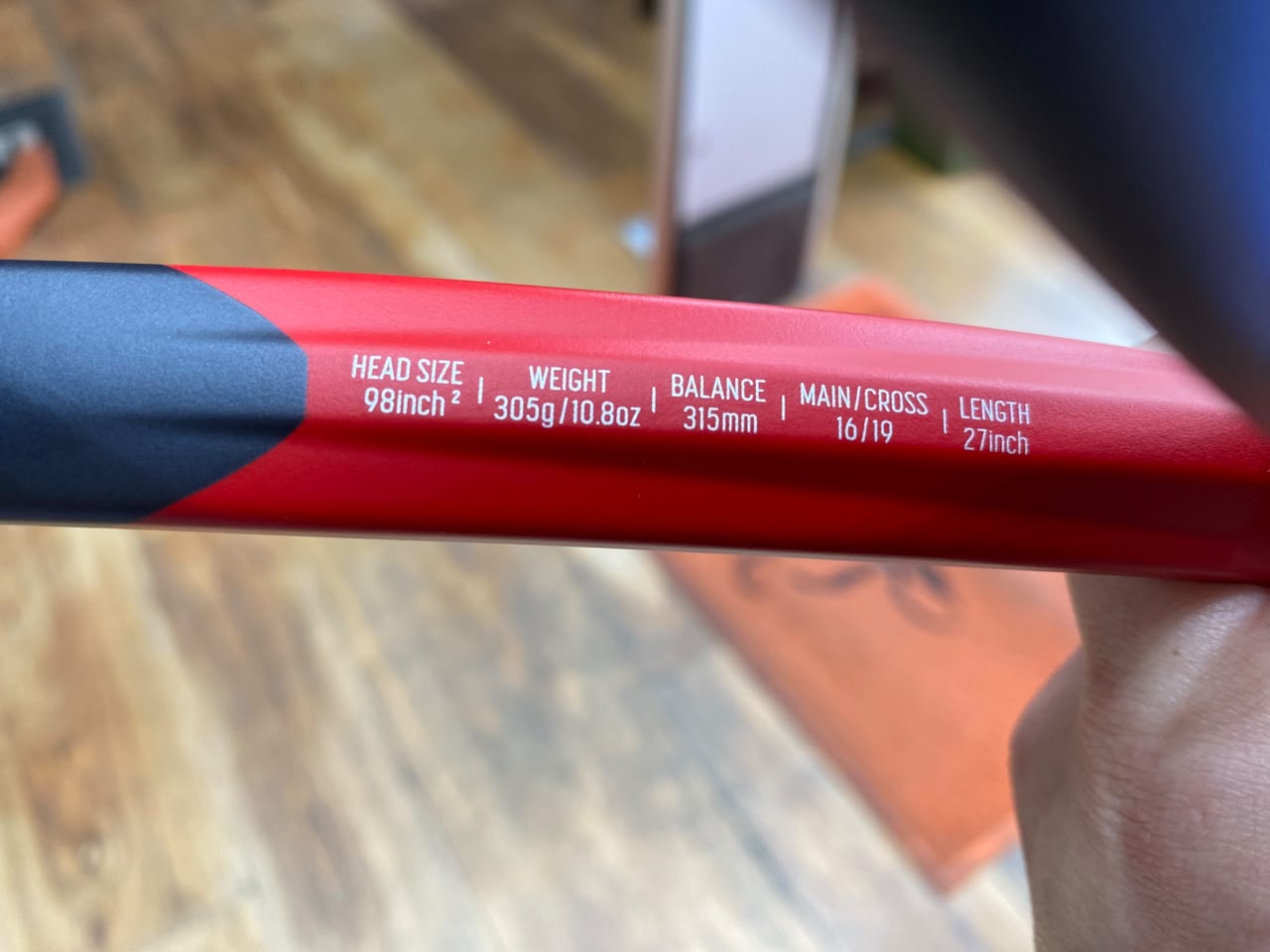 Raquetas Yonex Vcore 98 Scarlet usadas - Imagen 6