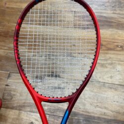 Raqueta Yonex Vcore 95 usada